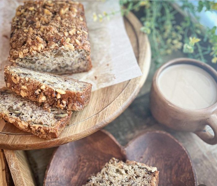 Banana nut bread