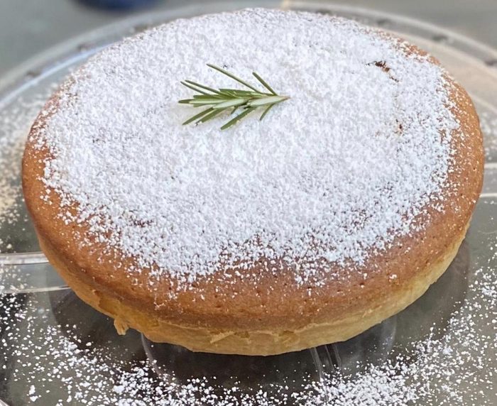 Lemon olive oil cake